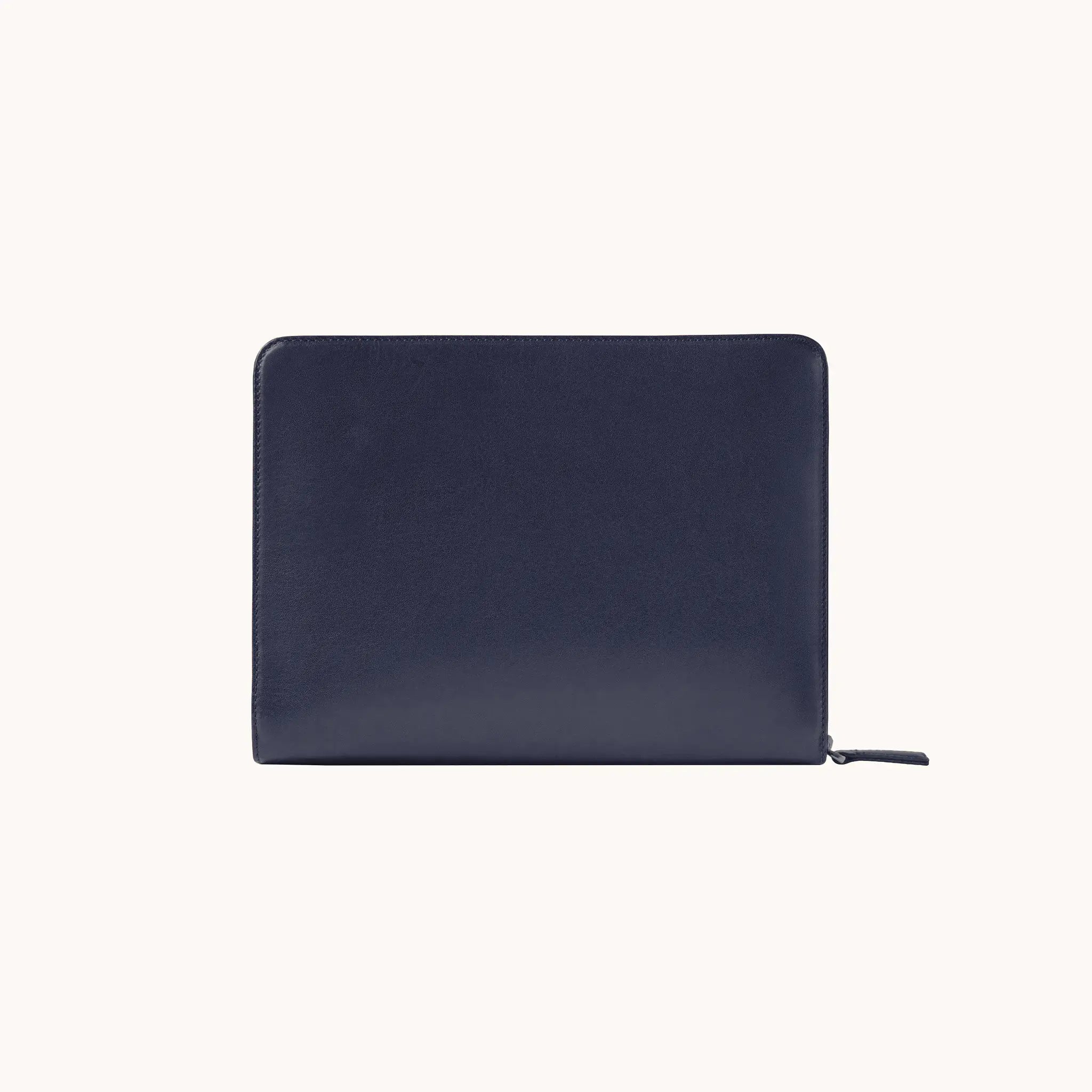 Lunburg Memoir Workstation in Nocturnal Sapphire, front view showing the clean face and YKK Excella zipper with leather pull, in vegetable-tanned Perpetual Leather (from Tempesti) with folded edge construction.