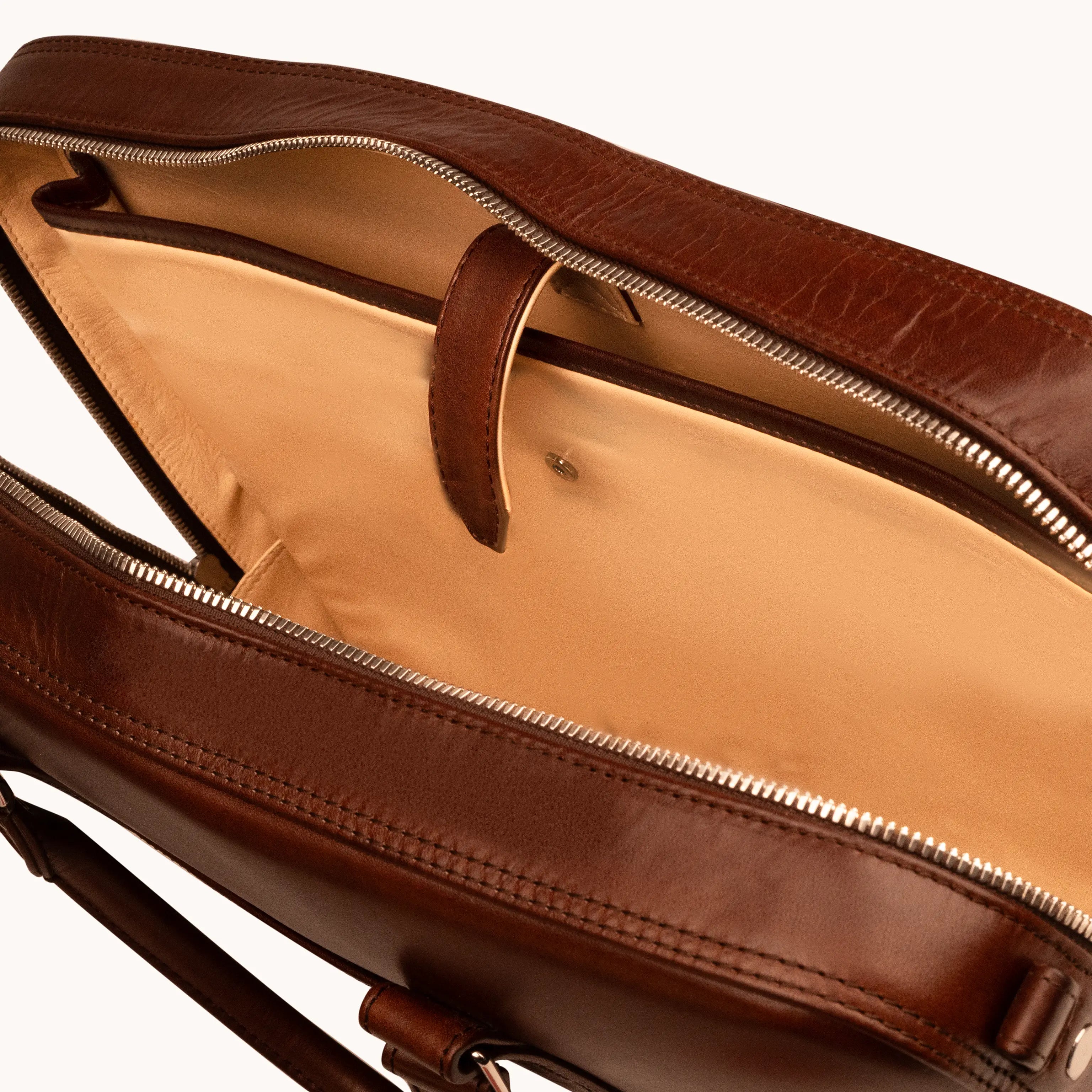 Opus Essential 7 Briefcase - Deep Mahogany